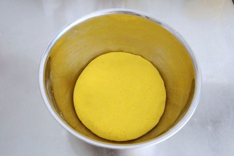 自制玉米饼，多吃粗粮对身体好，做法简单，香甜可口