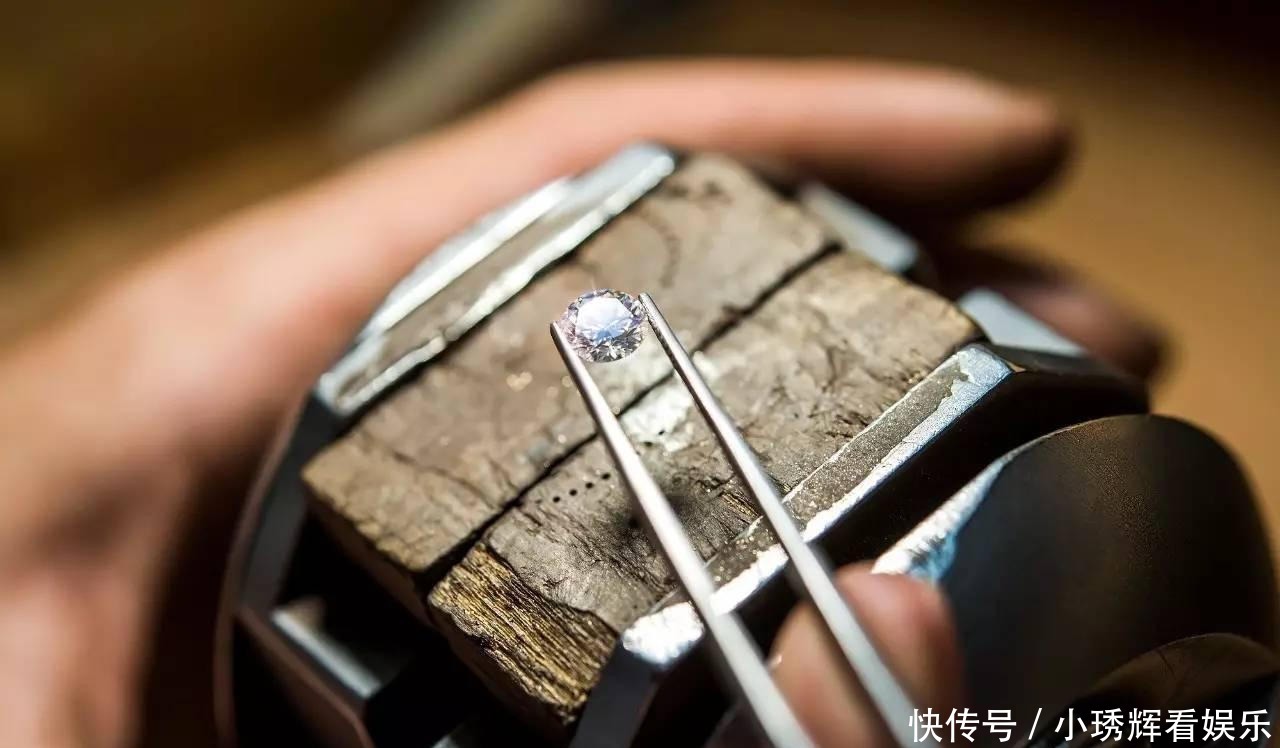 “骗”了世界上百年,今被国内“假货”揭穿,年轻人在交智商税?