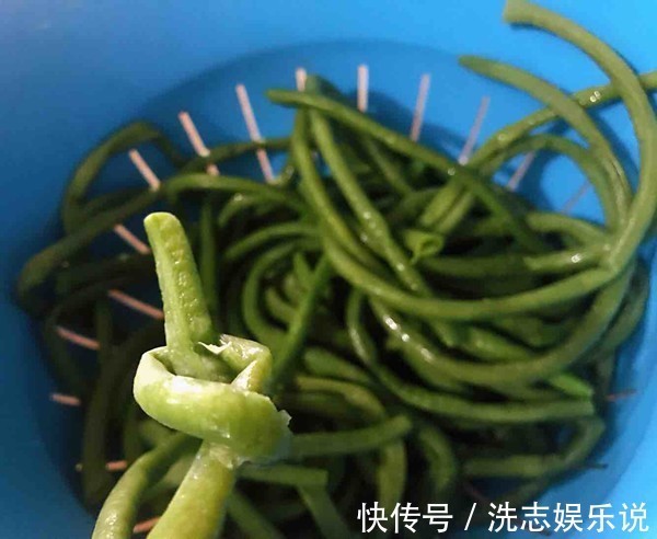 蒜蓉辣椒酱|这种蔬菜一定要焯水,很多人都没有这样做,怪不得吃多会肚子疼!