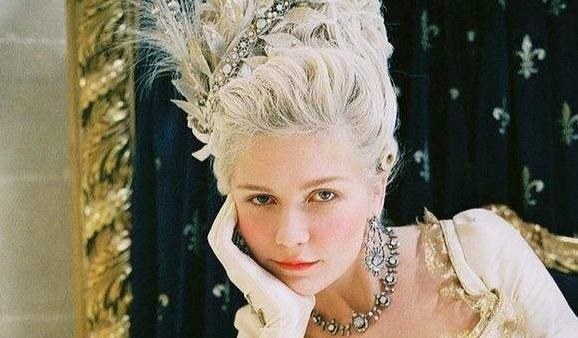 玛丽|《绝代艳后》法国历史上玛丽皇后是悲剧的,并不完全怪她