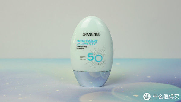 防晒王者选哪款？10款防晒霜横评实测，寻找母亲节最佳礼物！