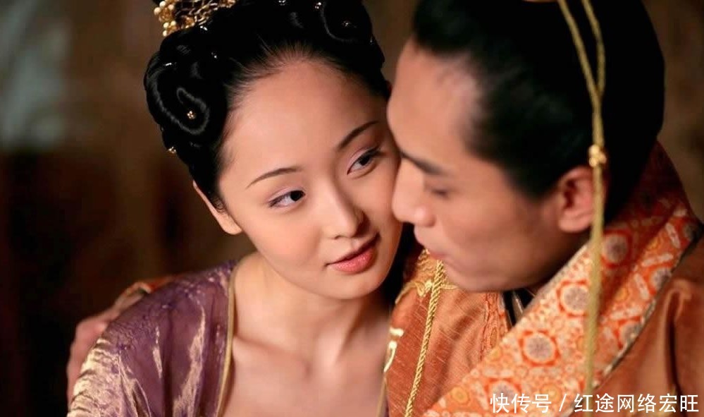 苛刻|清朝的太监是什么地位?制度森严、苛刻,遇到宫女都要绕道而行!