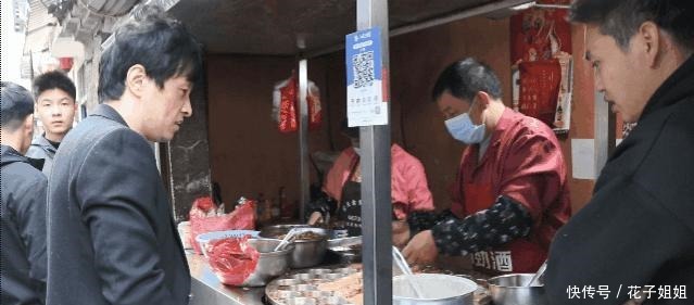 等了8年!终于吃到这个“爆款”!有人买了50个