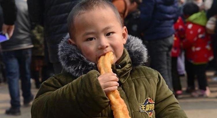 早餐|张文宏教授:孩子早餐不许吃粥!这些早餐“黑名单”,家长要了解