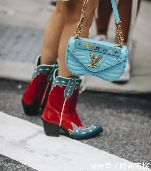 刘雯 今年最潮的三双靴子,竟然全是“人间矮子乐”