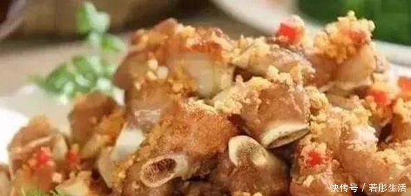 年糕|美食推荐干煸椒盐排骨,家常炖鱼,桂花红薯年糕甜汤,蚝油蘑菇