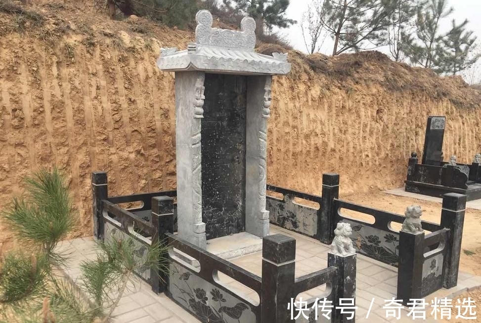 边长|老话：“坟边长竹须迁坟，坟前两物成富人”，该如何理解？