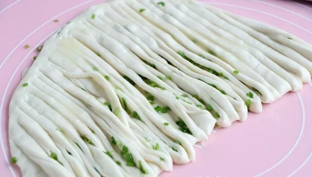 发面|不用揉面不发面,烙饼又香又软,嚼劲十足