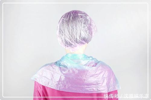 用护发素时多1步,头发吹干也滑得像牛奶,护发精油也不需要了