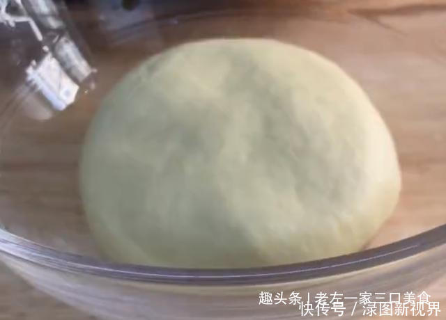 好吃|面粉里面不放一滴水,这样做太好吃了,外酥里软,越嚼越香