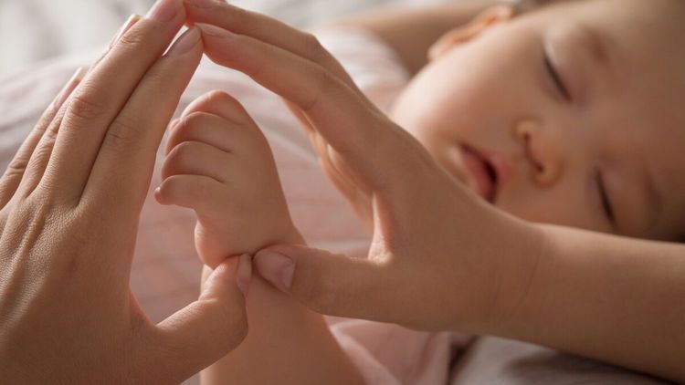 妈妈们|想让宝宝睡得又香又安全,一些睡眠安全知识,新手爸妈来了解一下