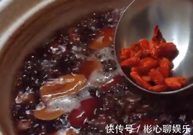 女人|女人要爱惜自己,常喝这五红汤,一周喝两次,补气养血,美容养颜