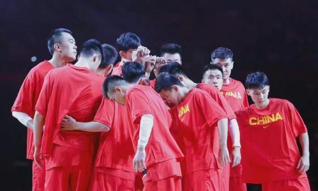 cb广东宏远好消息!胡明轩正式归队,明年2月份或重返中国男篮