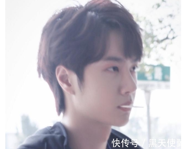 王一博:酷盖遇见奇妙的科学冷知识,多少口能舔完一只棒棒糖呢?