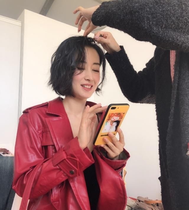 时尚 女人变老从短发开始?看几位短发女星的发型,都比同龄人显年轻