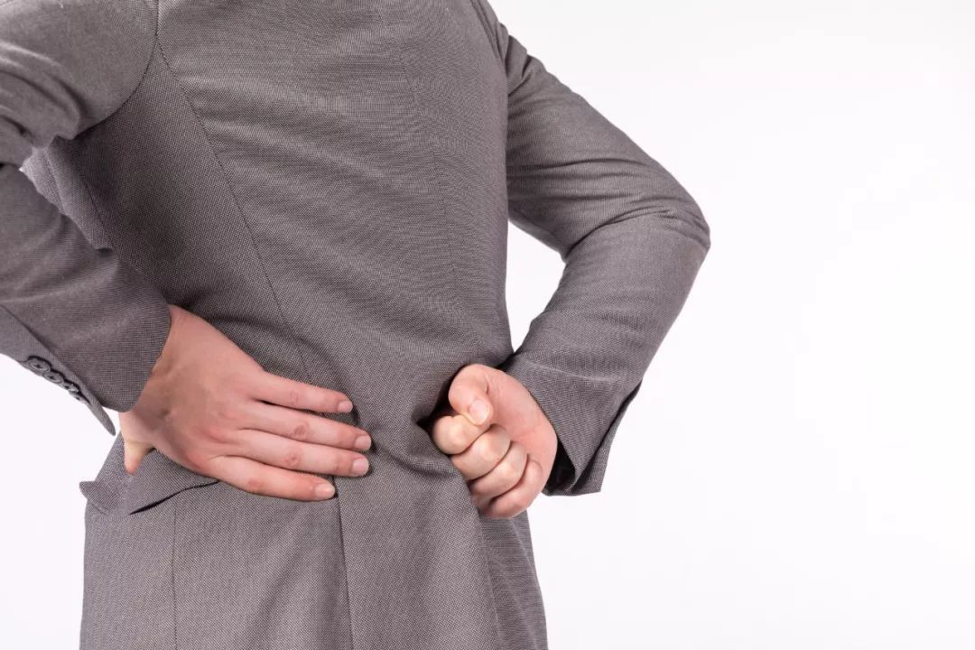 金匮要略|后背疼痛，检查不出问题，咋治疗也不好？