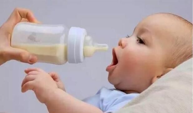 强健|3件事件件像“石头”,压垮娃脾胃,教你1招,强健脾胃清积食