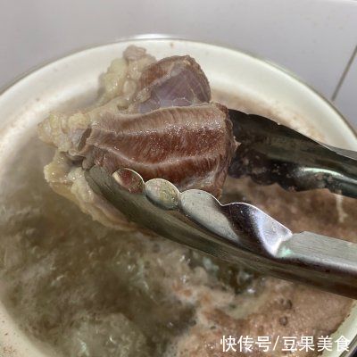 原来做年夜饭一 酱牛腱这么简单