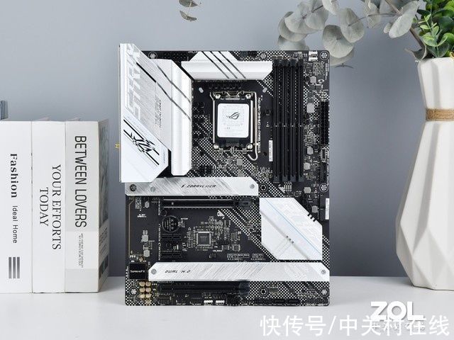 主板|新一代雪姬 华硕ROG STRIX B660-A GAMING WIFI D4吹雪主板图赏