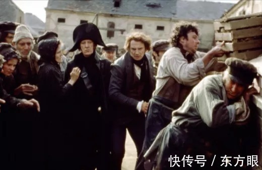 雨果!《悲惨世界》:人最大的愚蠢,是固执己见