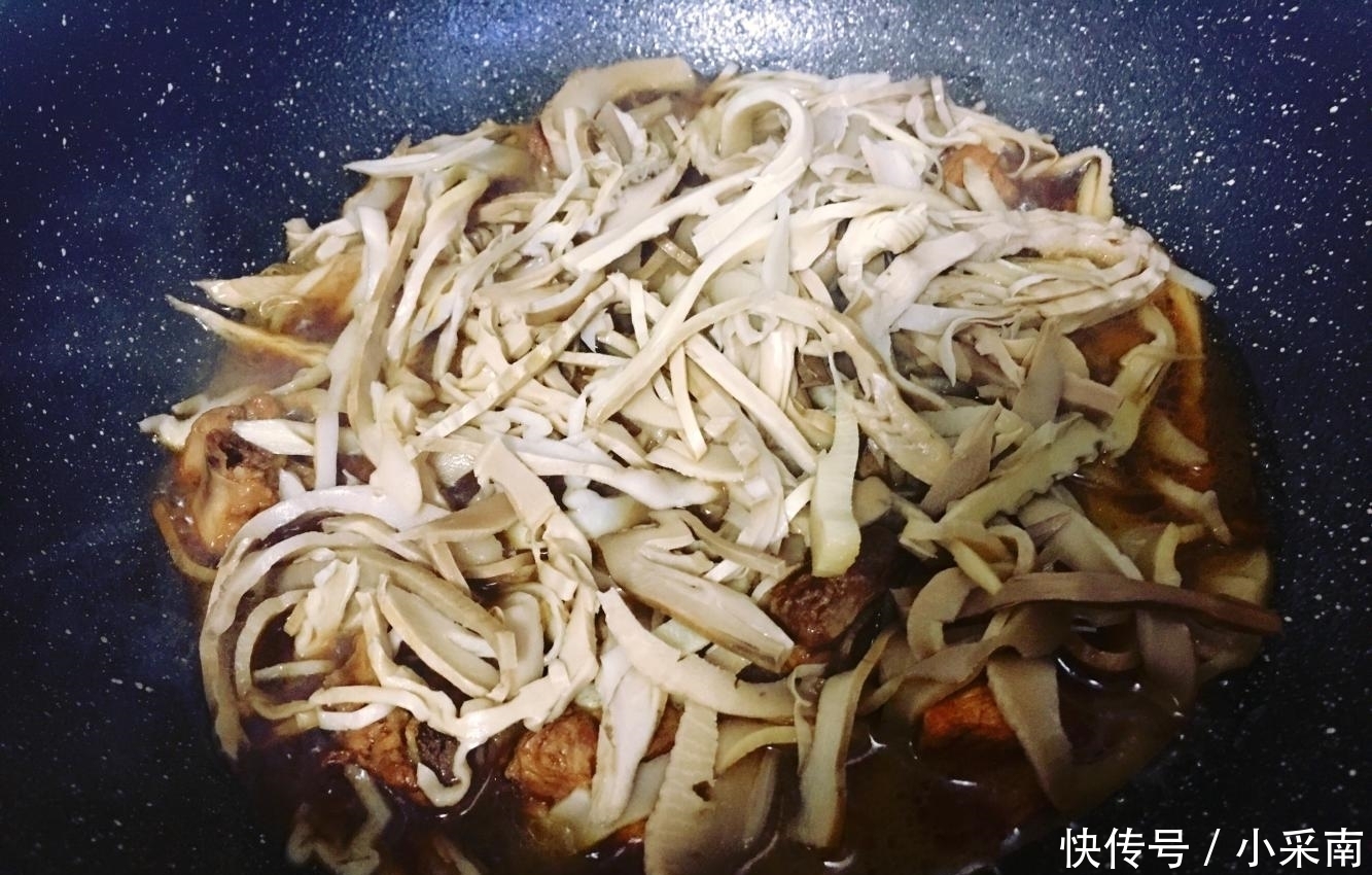 这道菜我家每周做一次, 好吃又刮油, 容易发胖的人要多吃