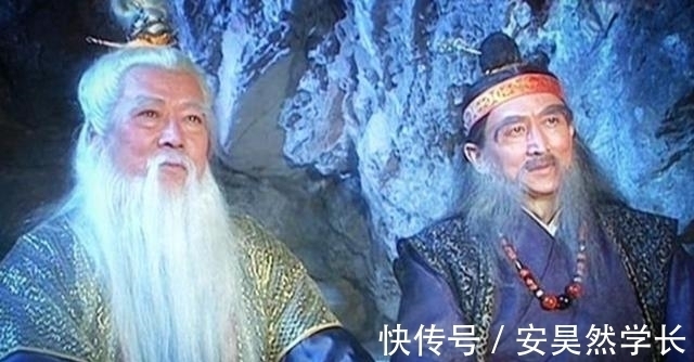 谢烟客$侠客行中赏善罚恶二使张三李四横扫中原无人可挡,究竟是为什么?