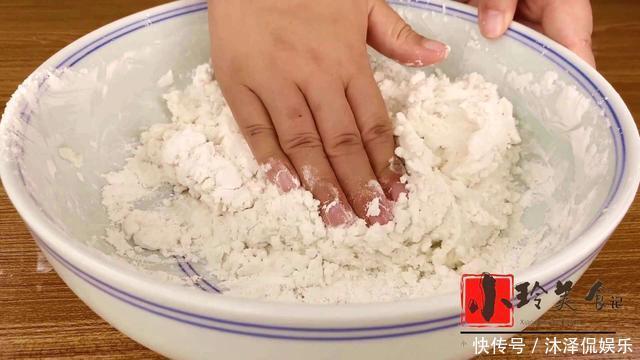 念念不忘|教你糯米粉新吃法,出锅比大鱼大肉都香,吃一次就念念不忘,解馋