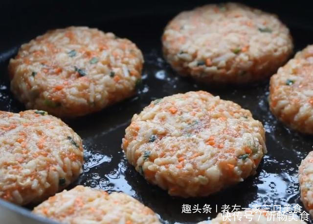 我家剩米饭从不炒着吃,学会新吃法,2天吃一次,早餐孩子吃上瘾