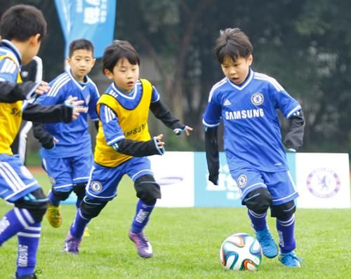 标准|血糖新标准已不再是3.9-6.1mmol/L？对照自查，血糖或许并不高