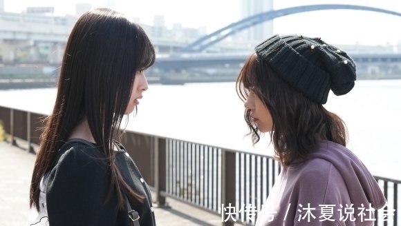 恶霸|假面骑士贞德被观众吐槽造型太过廉价,和蟑螂恶霸一样的配色!