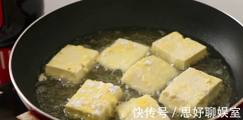 豆腐怎么做都不好吃,今天教给你一个新做法,比肉还香