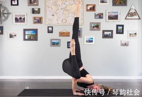 臀部|一个不太常见的瑜伽体式,挑战核心和手臂力量,你解锁了吗