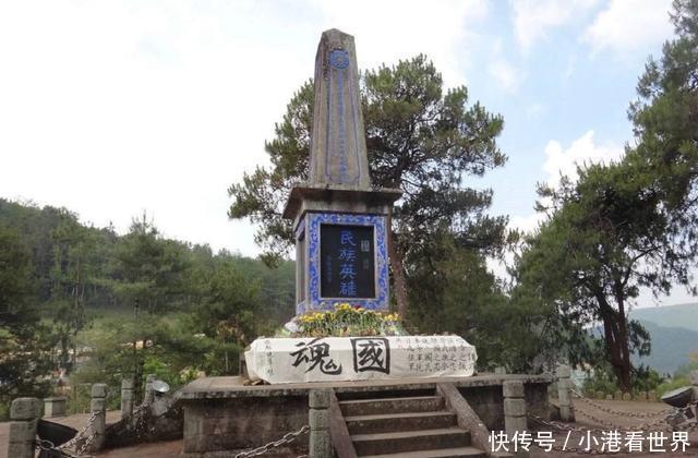 烈士陵园|中国烈士陵园中,跪着4名日军雕像,日本多次讨要均被拒绝