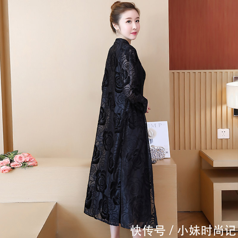 减龄|今年流行一女装,叫“碎花裙”,洋气减龄美成景