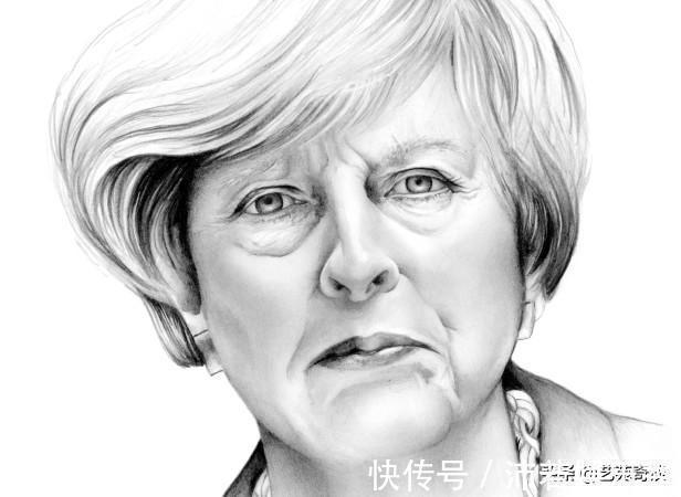 人体#为了画好人体素描,她把自己当人体模特,一画就是30年