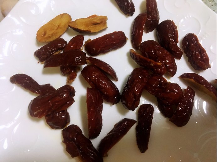 红枣|秋天，这道蒸菜多做给孩子吃，鲜香开胃不上火，孩子爱吃身体好