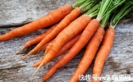 色斑|胡萝卜配此物一起煮,防三高,助睡眠,还淡色斑,孩子吃了也长个