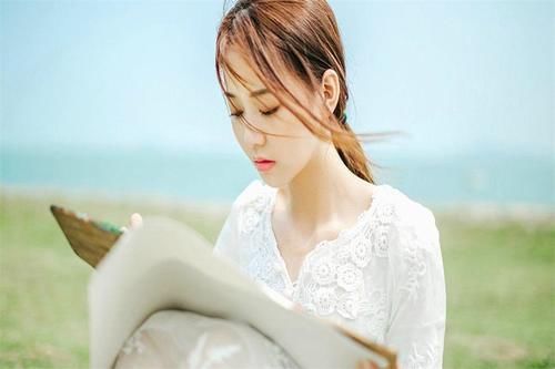 女人四十五岁后，还有这四个“表现”，恭喜你还很年轻