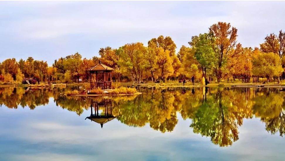 百感交集!杜甫的一首戏赠之作,百感交集,一气呵成,尾句更显意犹未尽