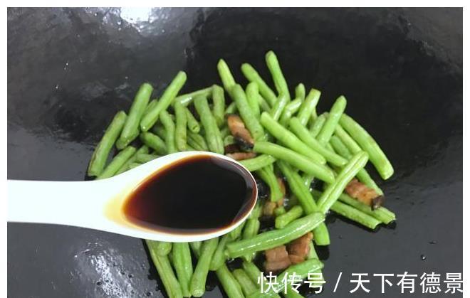 解馋|8月最受欢迎的时令蔬菜，此种做法鲜香下饭，一周吃3次才解馋