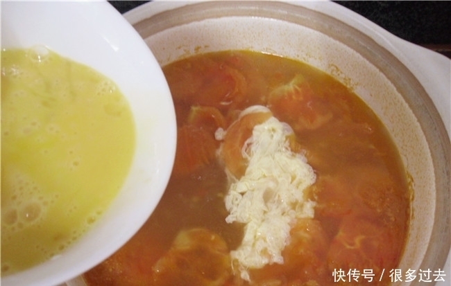 鸡蛋此做法,营养全面吃不胖,口感蓬松嫩滑,像云朵一样漂亮