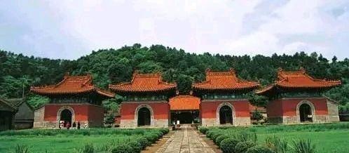 a8485|为您揭示神秘的守陵人制度