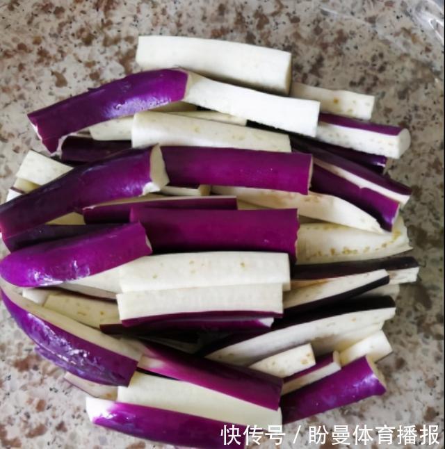 茄子|茄子到底是去皮好还是不去皮好?很多人都错了,教你正确的做法