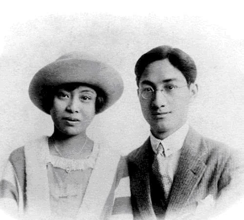 徐志摩唯一存世的儿子:平时通过书本了解父亲,看报才知父亲逝世