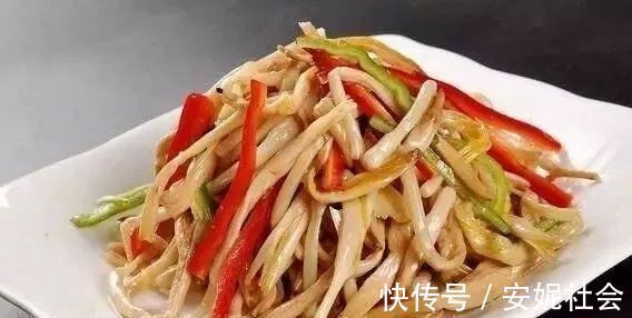 芝麻油|它被称为“失眠克星”,睡不着要多吃,一斤3元,可惜很多人不懂