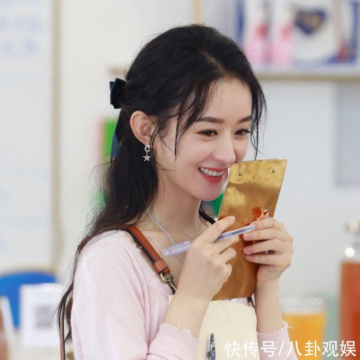 同期|趙麗穎回歸中餐廳，同期節目帶來2位好閨蜜，這下收視不用愁了