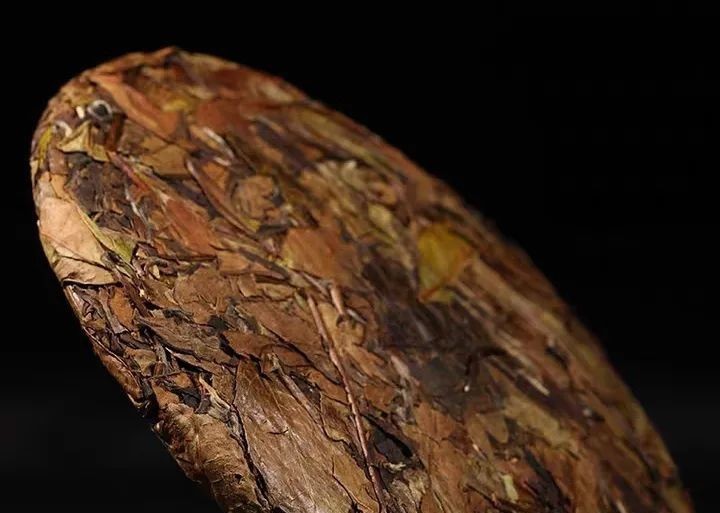 定制|多年转化后，为什么枣香成了寿眉饼茶的专属定制？