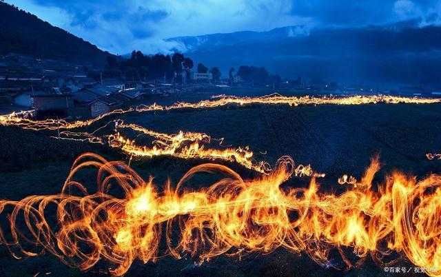 青未了｜微散文《今夜，我被母亲叫醒》