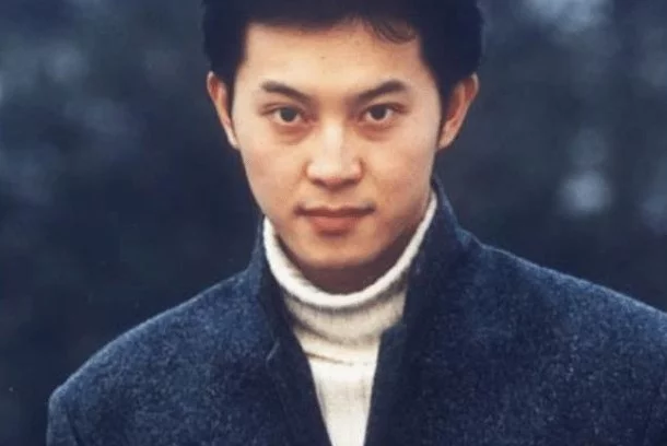 演员临时跑路,无奈找个东北新人救场,不料竟意外成就经典! 演员临时跑路,无奈找个东北新人救场,不料竟意外成就经典!