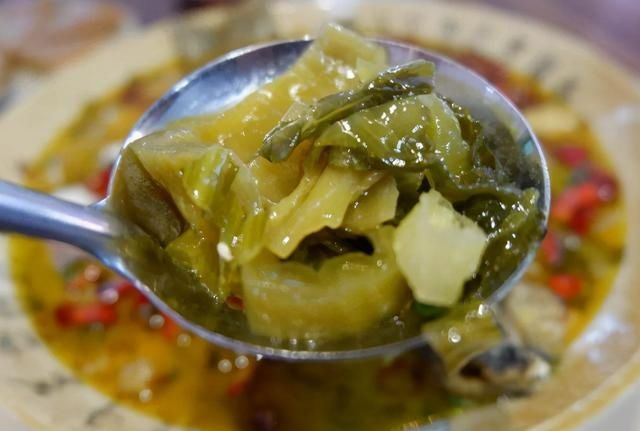  好吃|腌酸菜，3个细节处要注意，牢牢记住，酸菜不怕烂，酸脆好吃